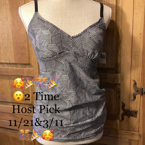 Isabel Maternity by Ingrid & Isabel Other - Isabel Maternity Swim Top